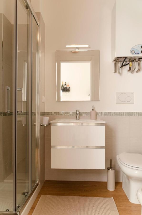 Ferienwohnung Apulialux Penthouse & Garden Con Spa In Centro Bari Exterior foto